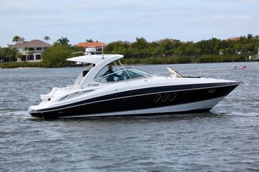 35' Cruisers Yachts 2014 Yacht For Sale